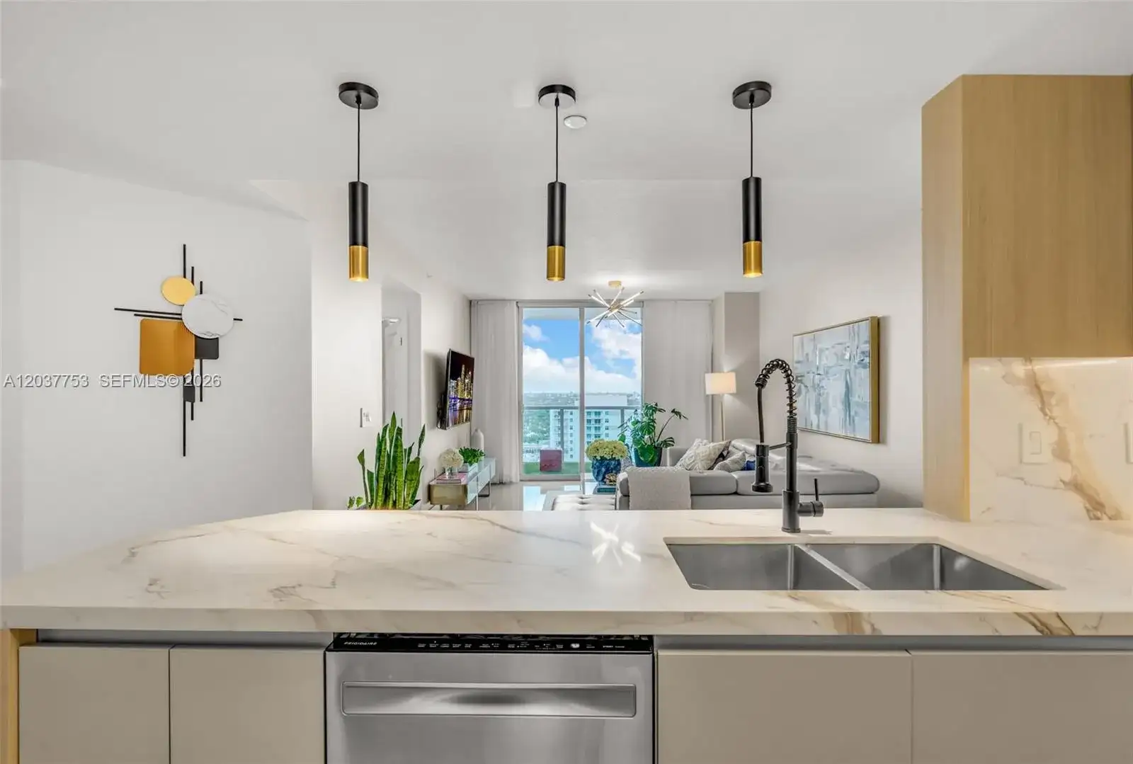 1250 S Miami Ave # 2305, Miami FL 33130 photo 4
