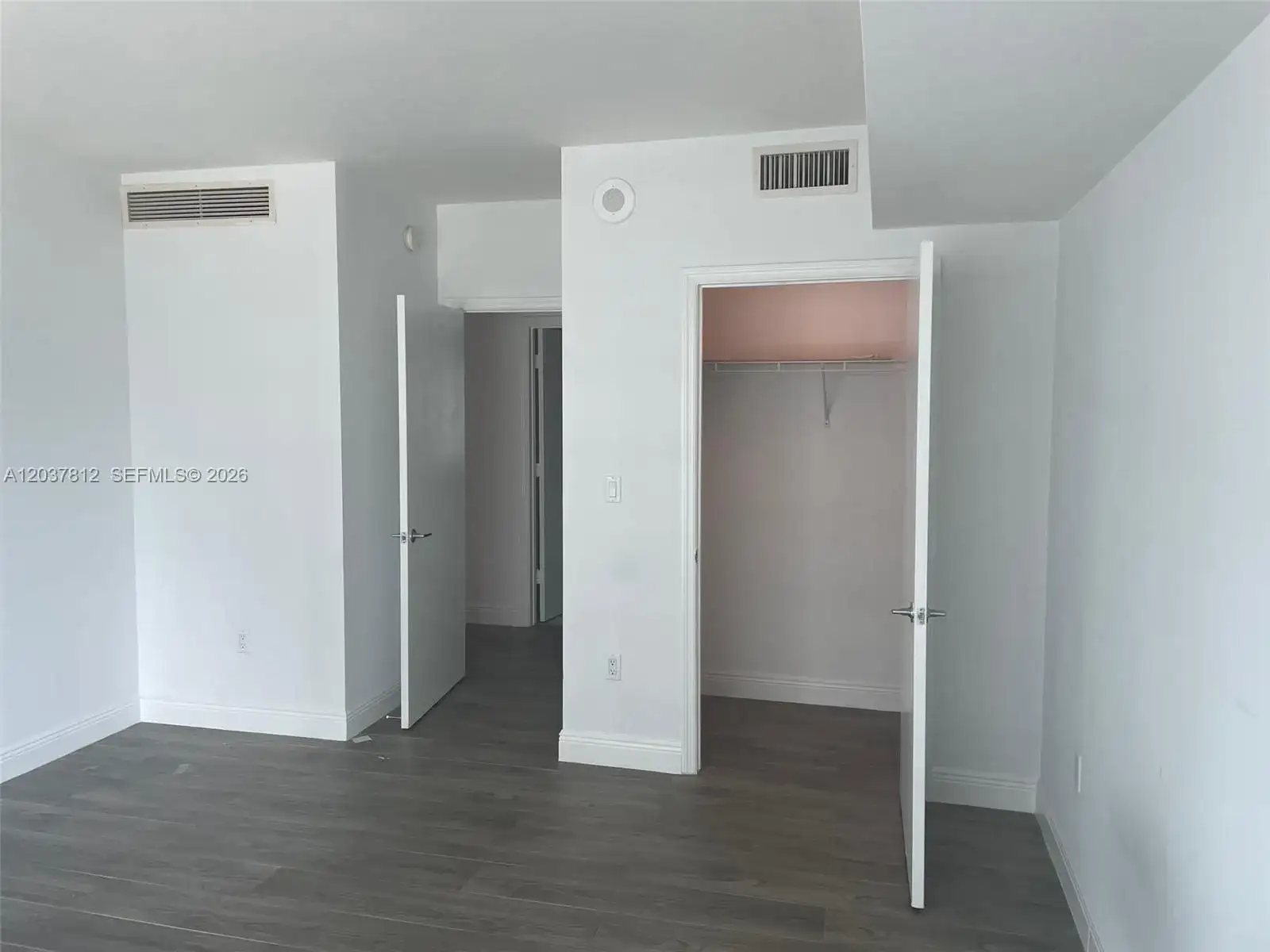 500 Brickell Av # 1906, Miami FL 33131 photo 4