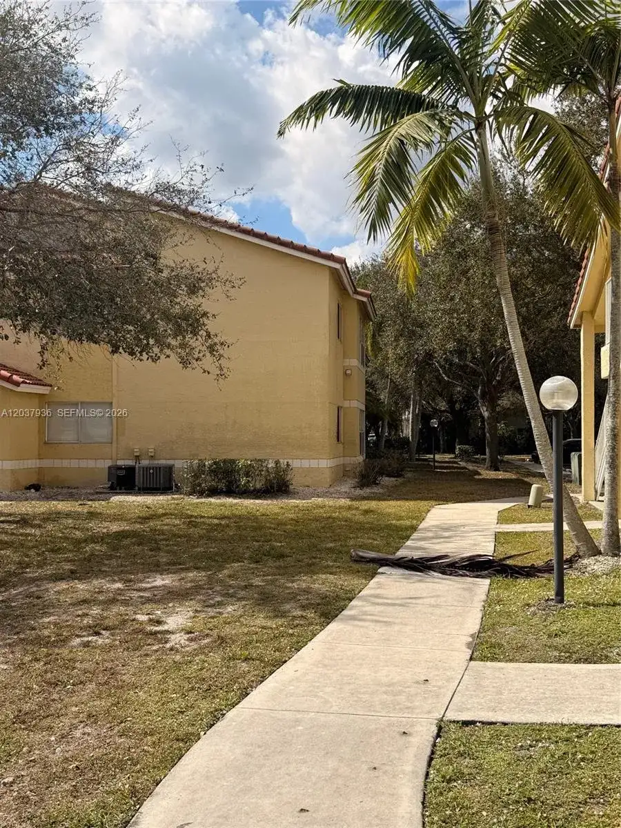 595 Vista Isles Dr # 1912, Sunrise FL 33325 photo 5