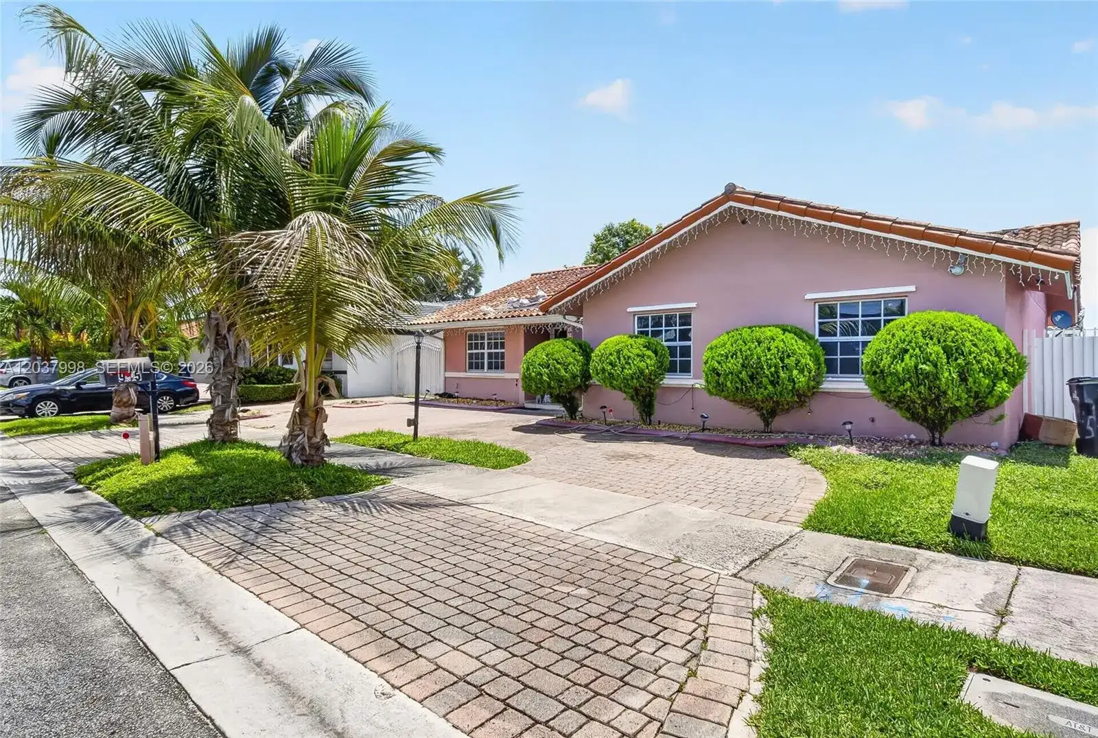 955 NW 128th Ct, Miami FL 33182 photo 3