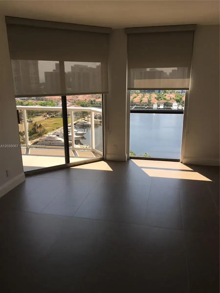 3640 Yacht Club Dr # 1609, Aventura FL 33180 photo 2