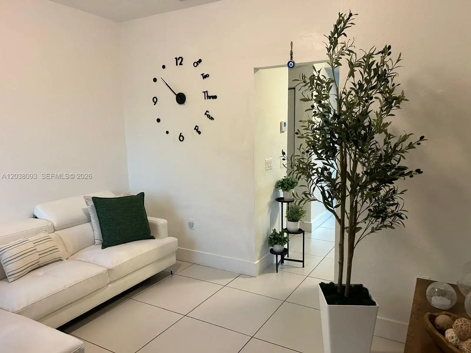 106 SE 9th Ct # 201, Hallandale Beach FL 33009 photo 5