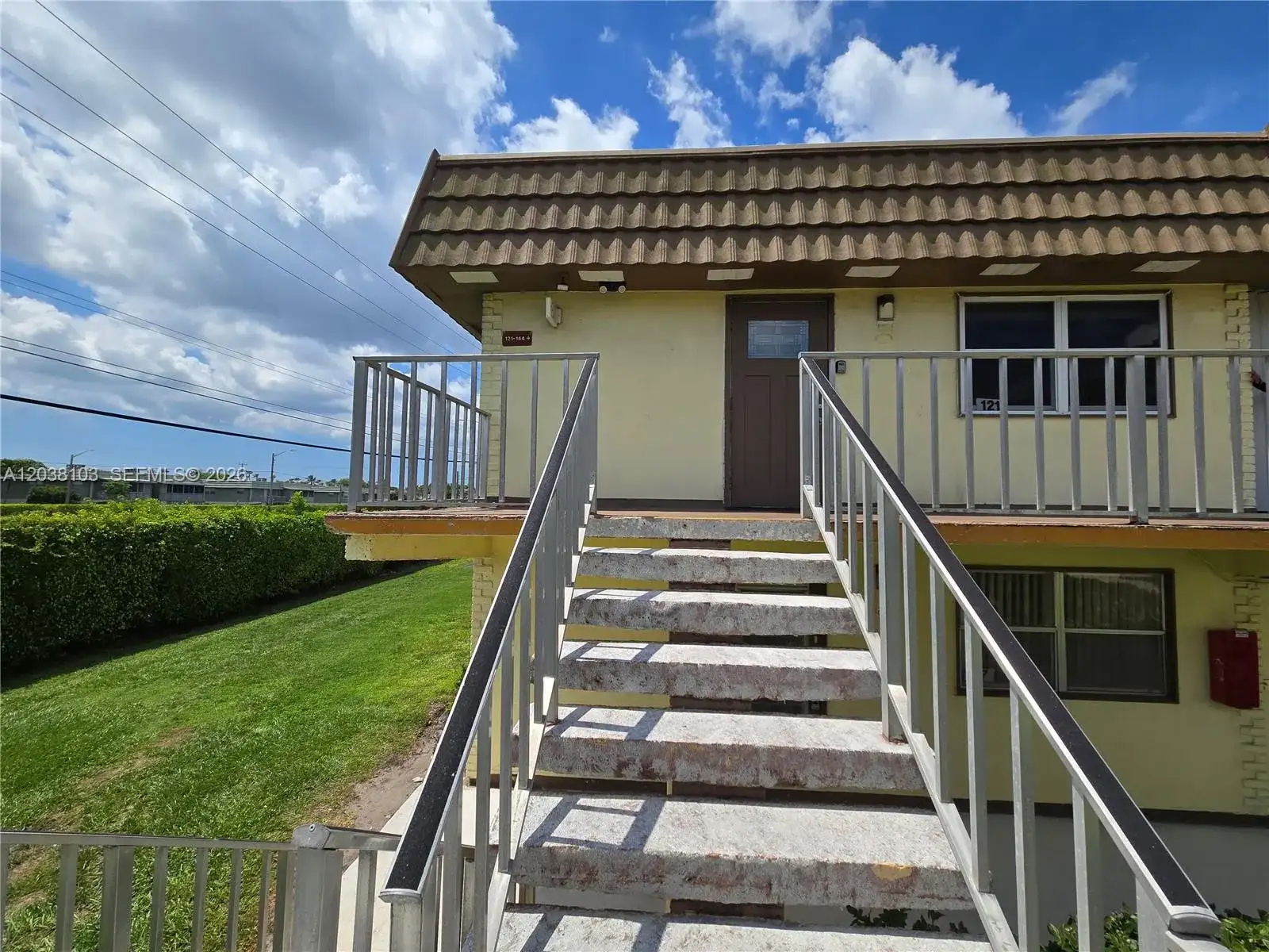 121 Saxony C # 121, Delray Beach FL 33446 photo 3