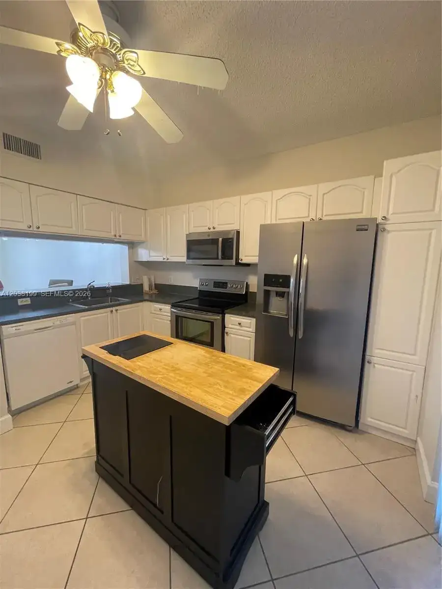 3100 SW 50th St, Dania Beach FL 33312 photo 4