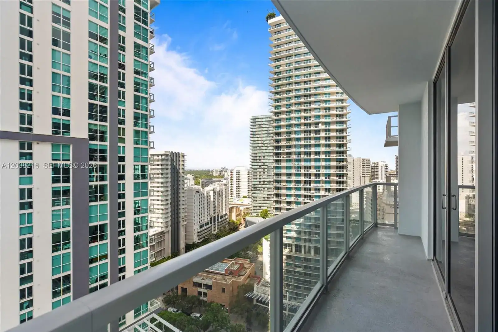 1050 Brickell Ave # 2112, Miami FL 33131 photo 4