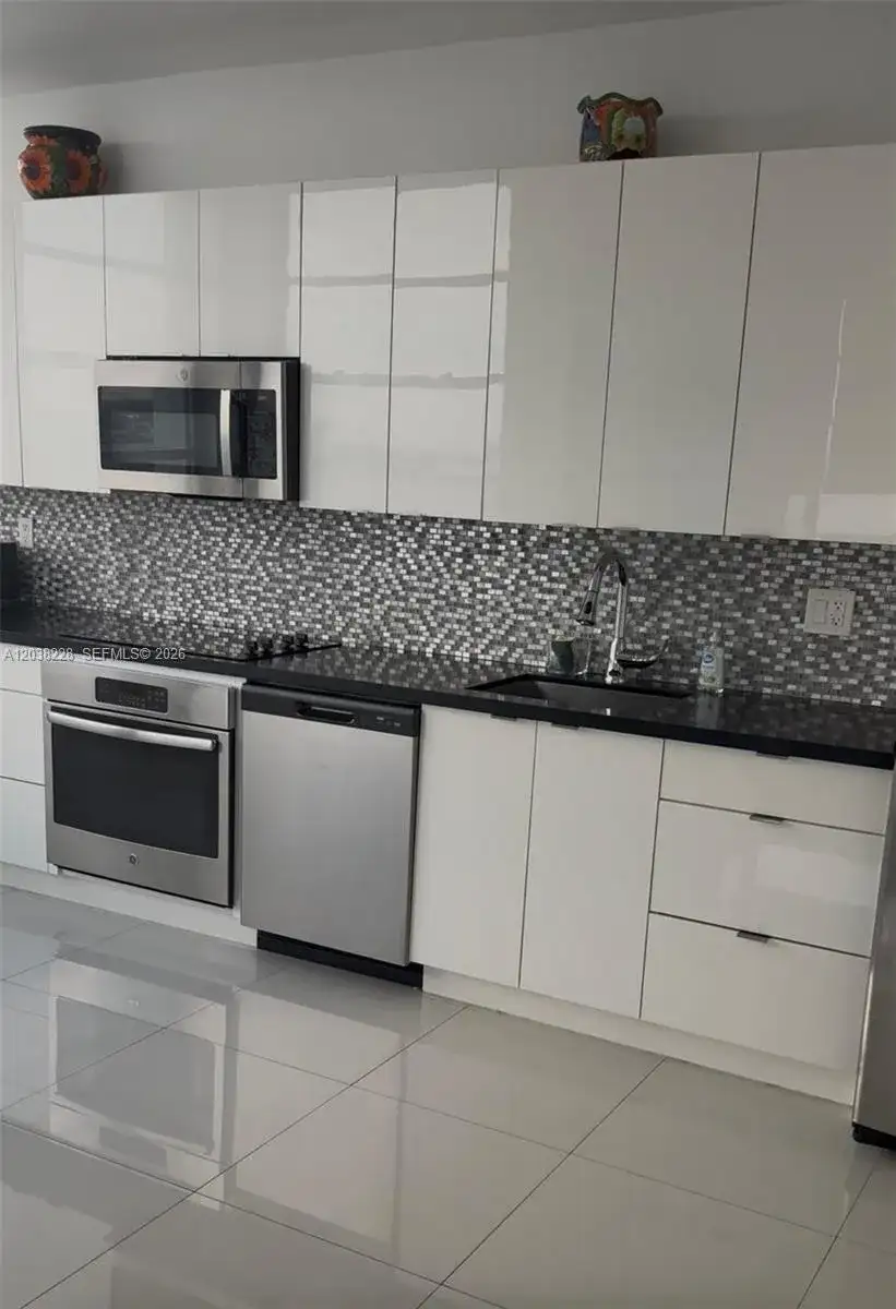 11930 N Bayshore Dr # 8, North Miami FL 33181 photo 2