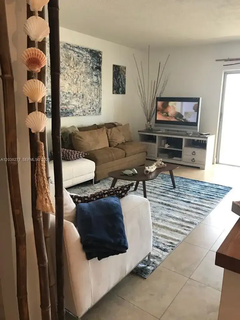 320 S Surf Rd # 305, Hollywood FL 33019 photo 5