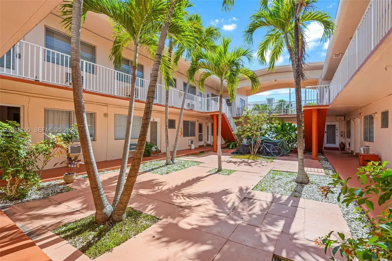 7840 Harding Ave # 3, Miami Beach FL 33141 photo 2