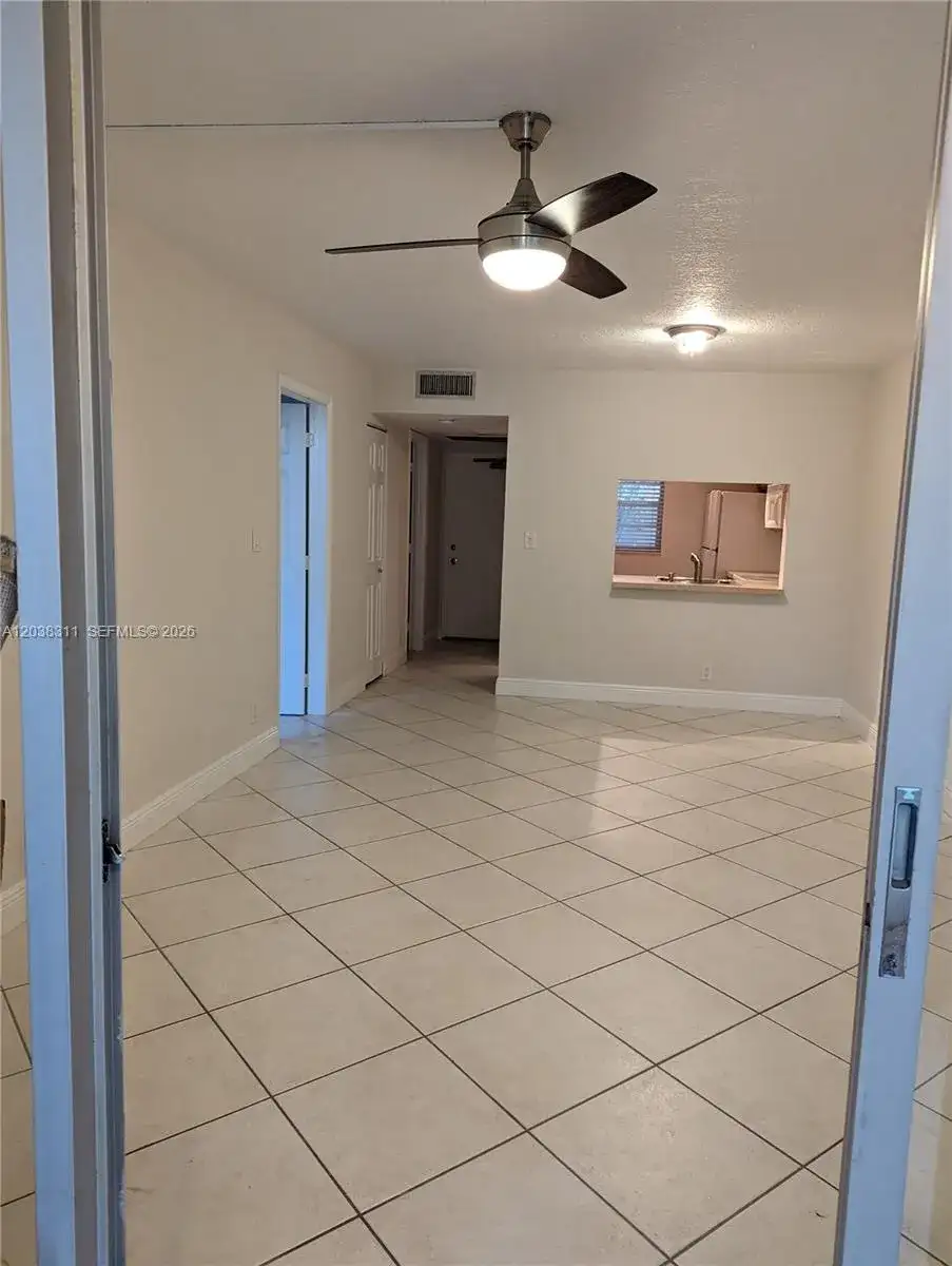 9460 Tangerine Pl # 101, Davie FL 33324 photo 5