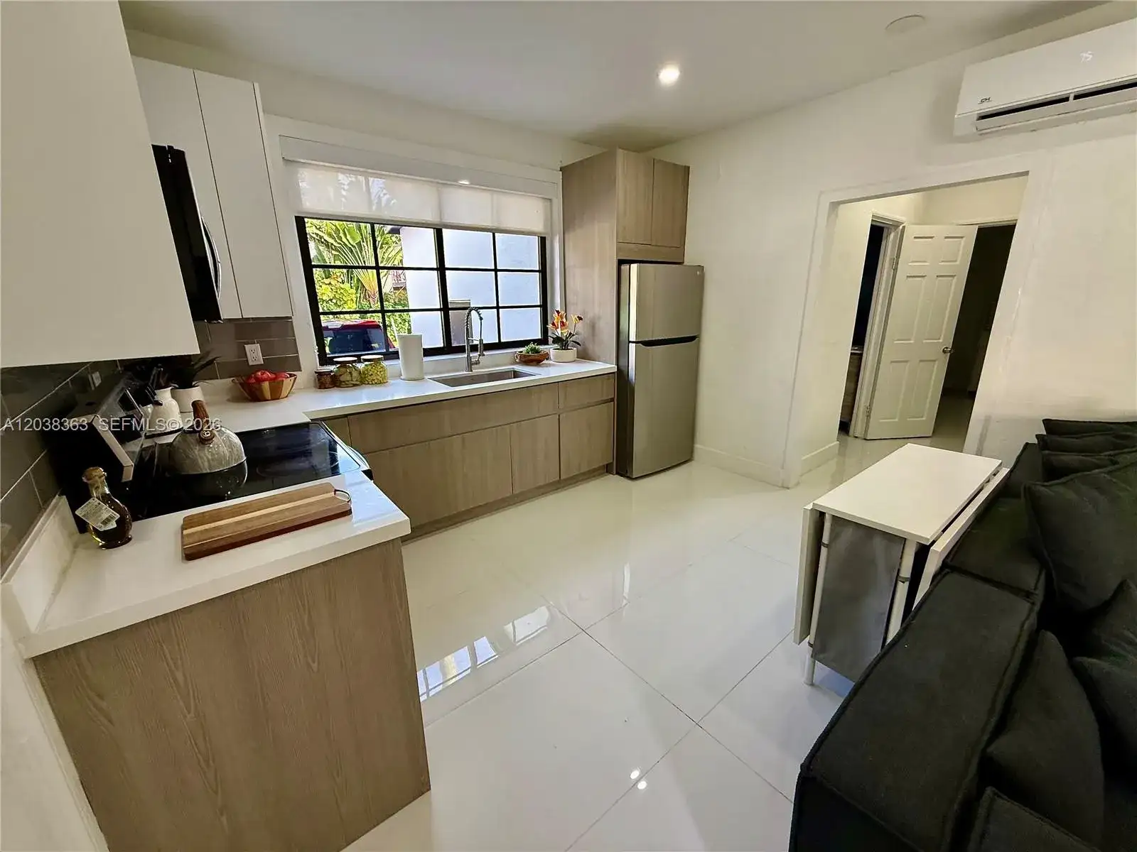 733 Michigan Ave # 9, Miami Beach FL 33139 photo 4