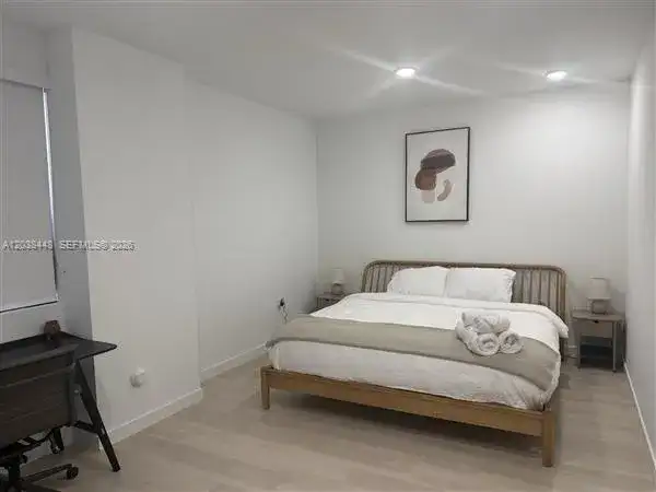 2201 Polk St # 101, Hollywood FL 33020 photo 3