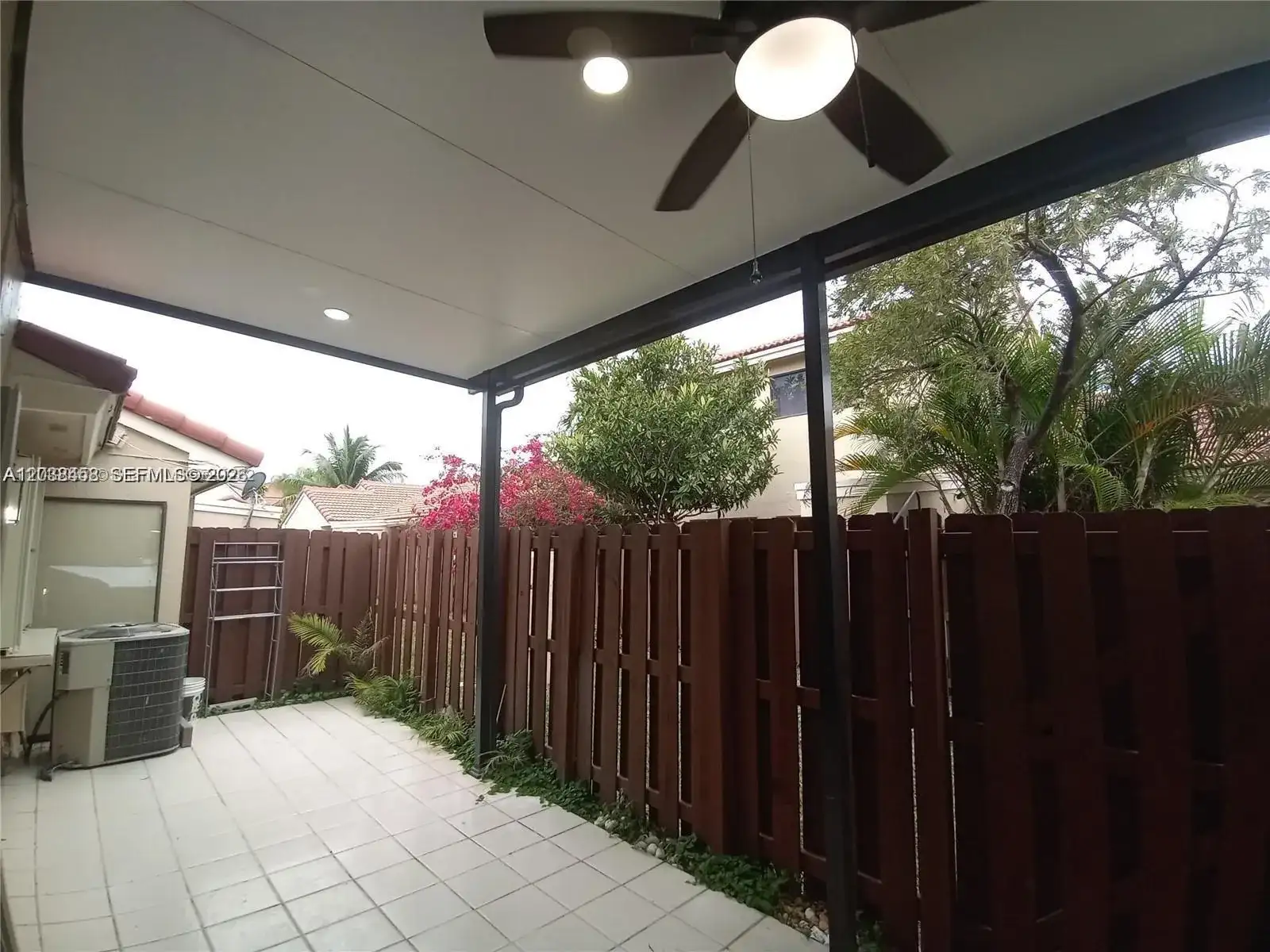 6533 NW 170th Ln, Hialeah FL 33015 photo 3