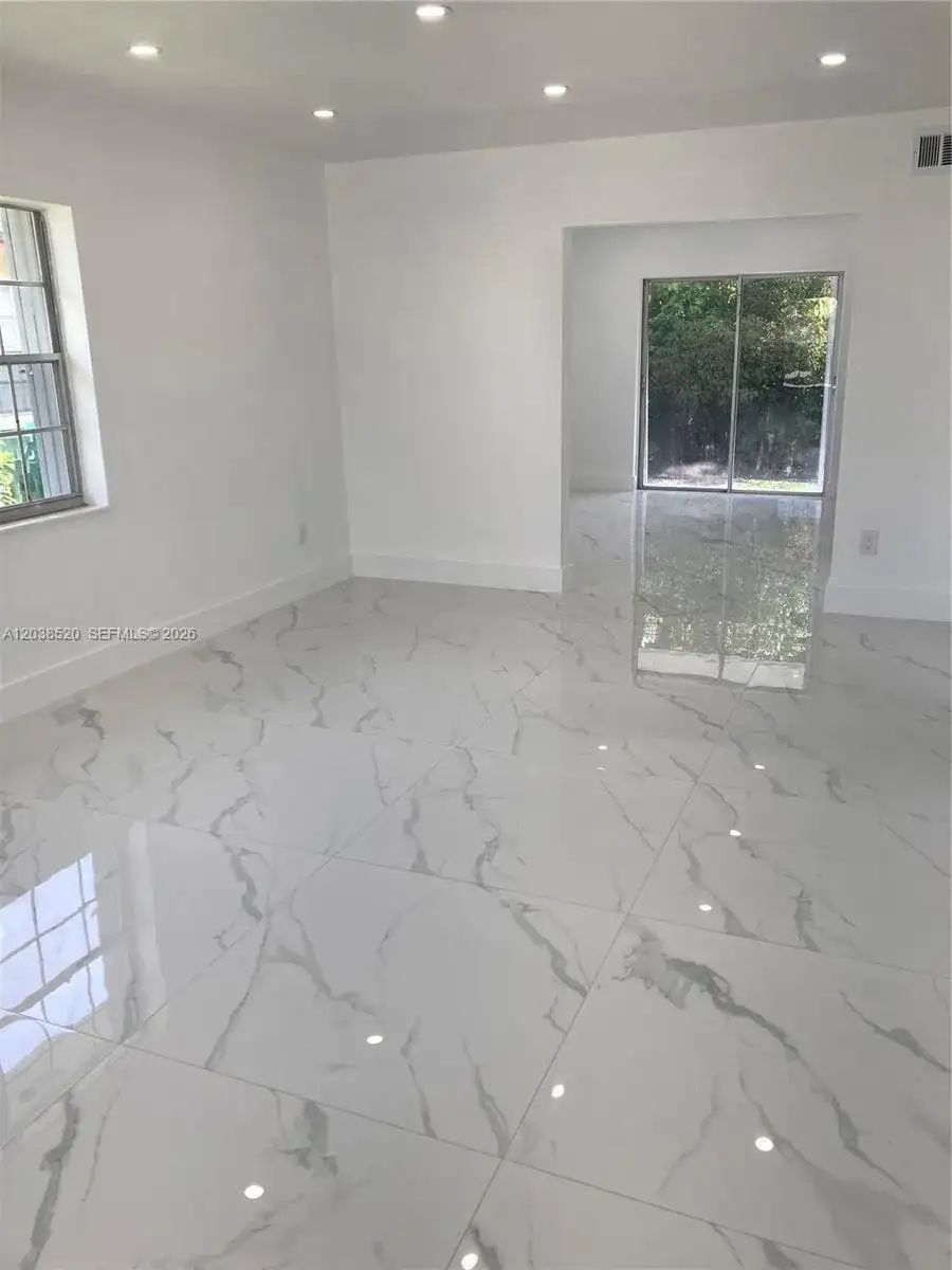 18765 SW 100th Ave # 18765, Cutler Bay FL 33157 photo 2