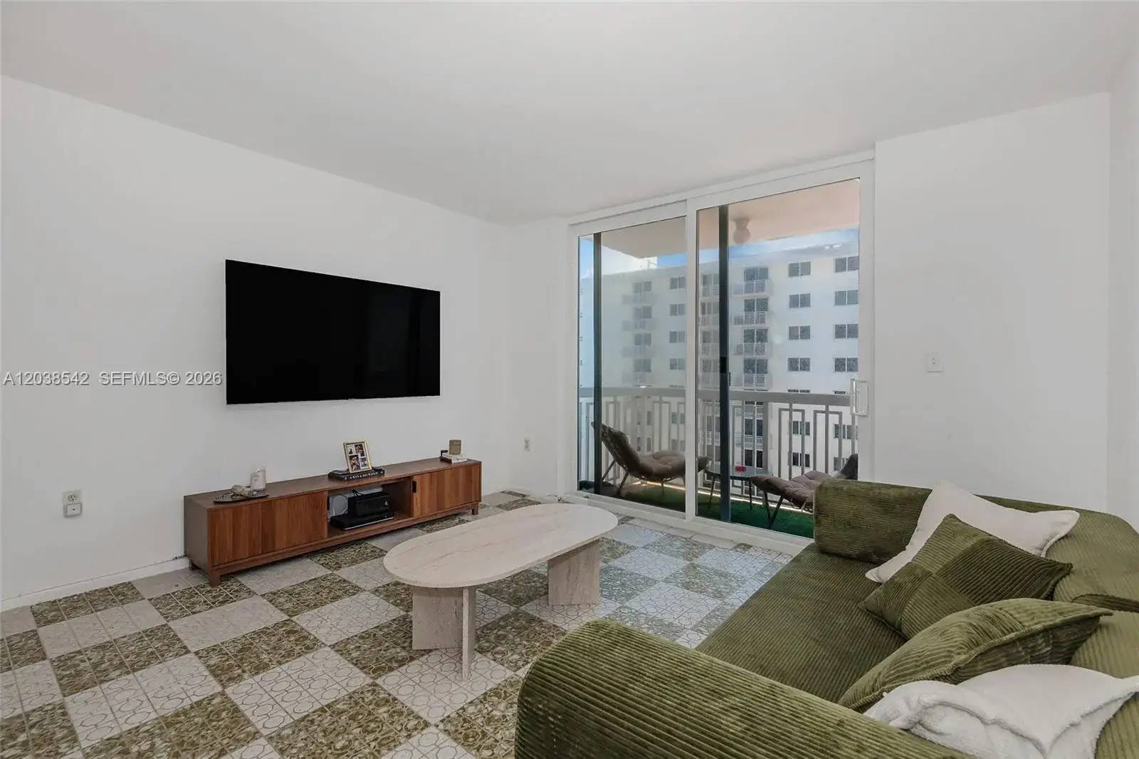 401 Ocean Dr # 810, Miami Beach FL 33139 photo 5