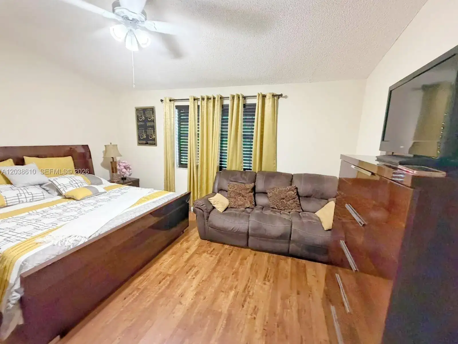 10877 NW 8th St, Pembroke Pines FL 33026 photo 5