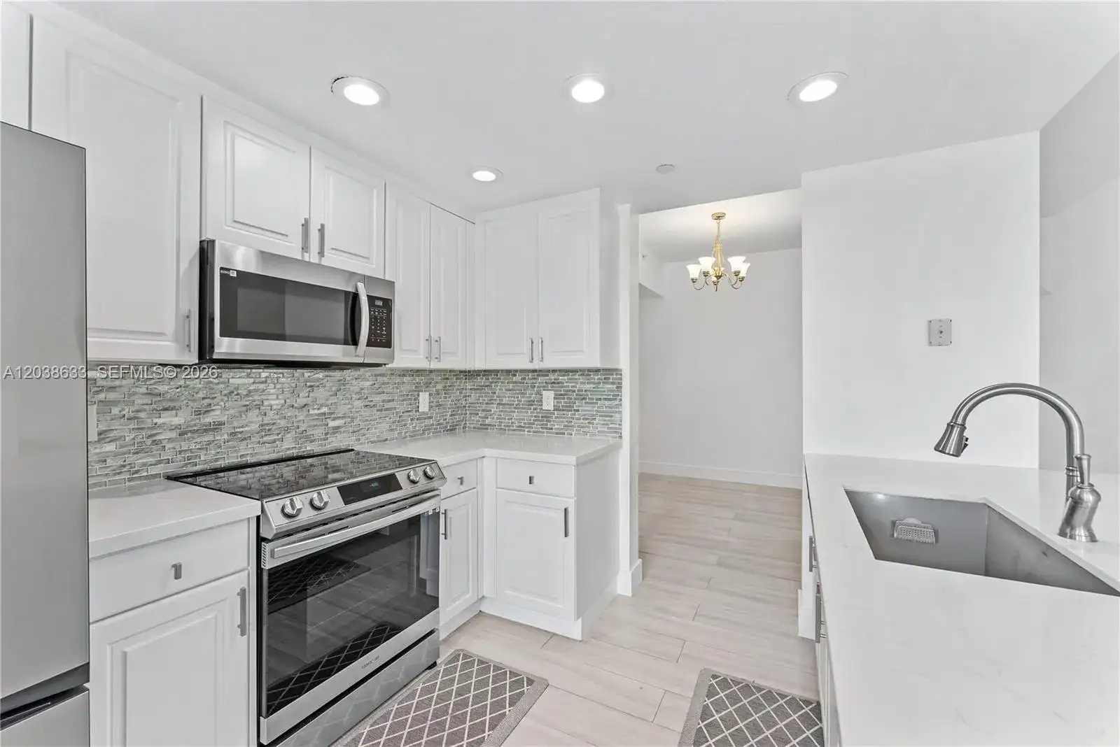 7715 Yardley Dr # 303, Tamarac FL 33321 photo 3