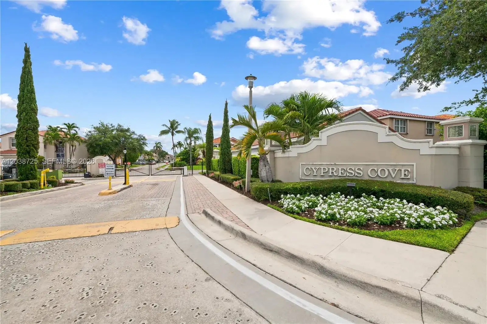 2021 Barcelona Ter, Margate FL 33063 photo 3
