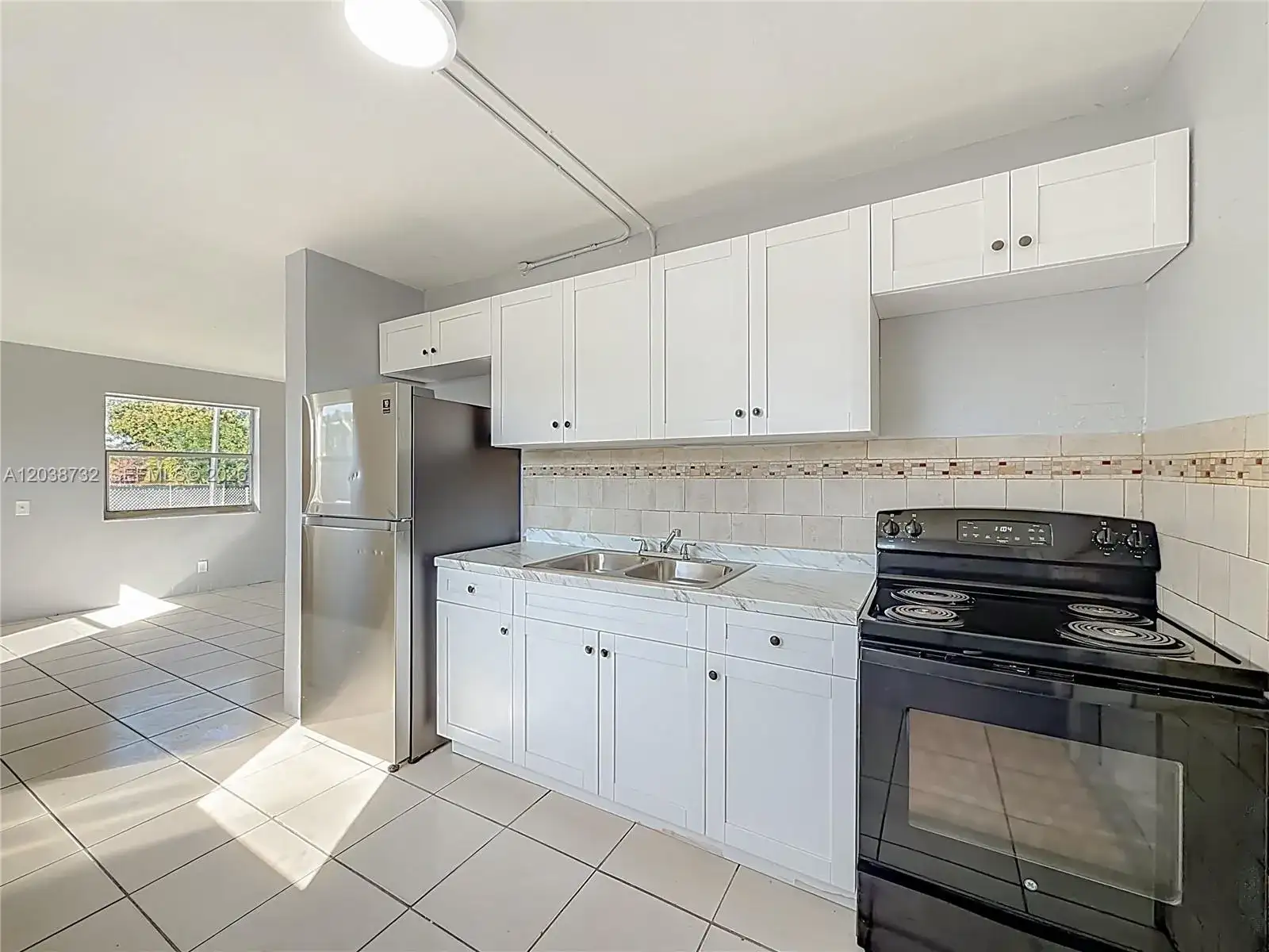 2408 NW 8th St # 0, Pompano Beach FL 33069 photo 2