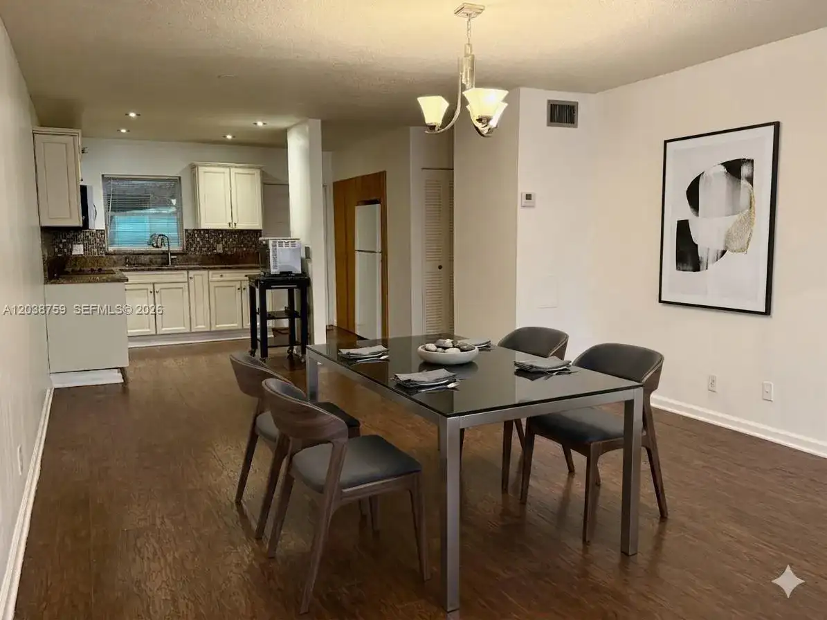 3048 E Sunrise Lakes Dr # 217, Sunrise FL 33322 photo 3