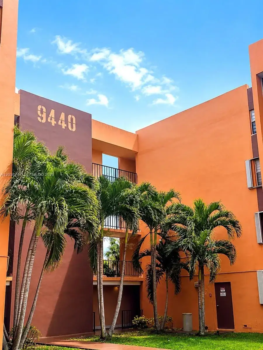 9440 W Flagler St # 205, Miami FL 33174 photo 2