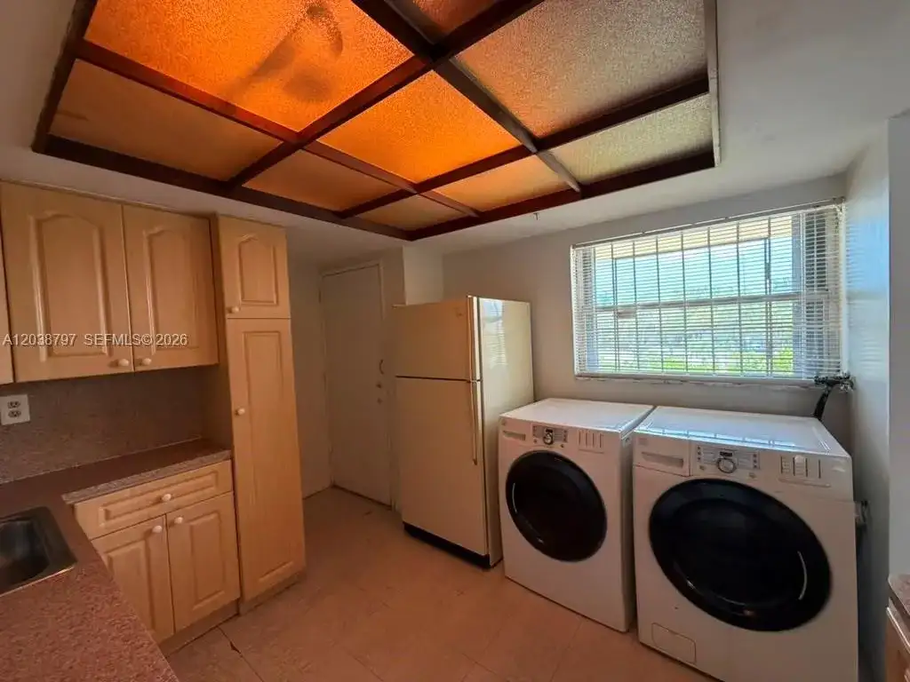 8775 Park Blvd # 318, Miami FL 33172 photo 5