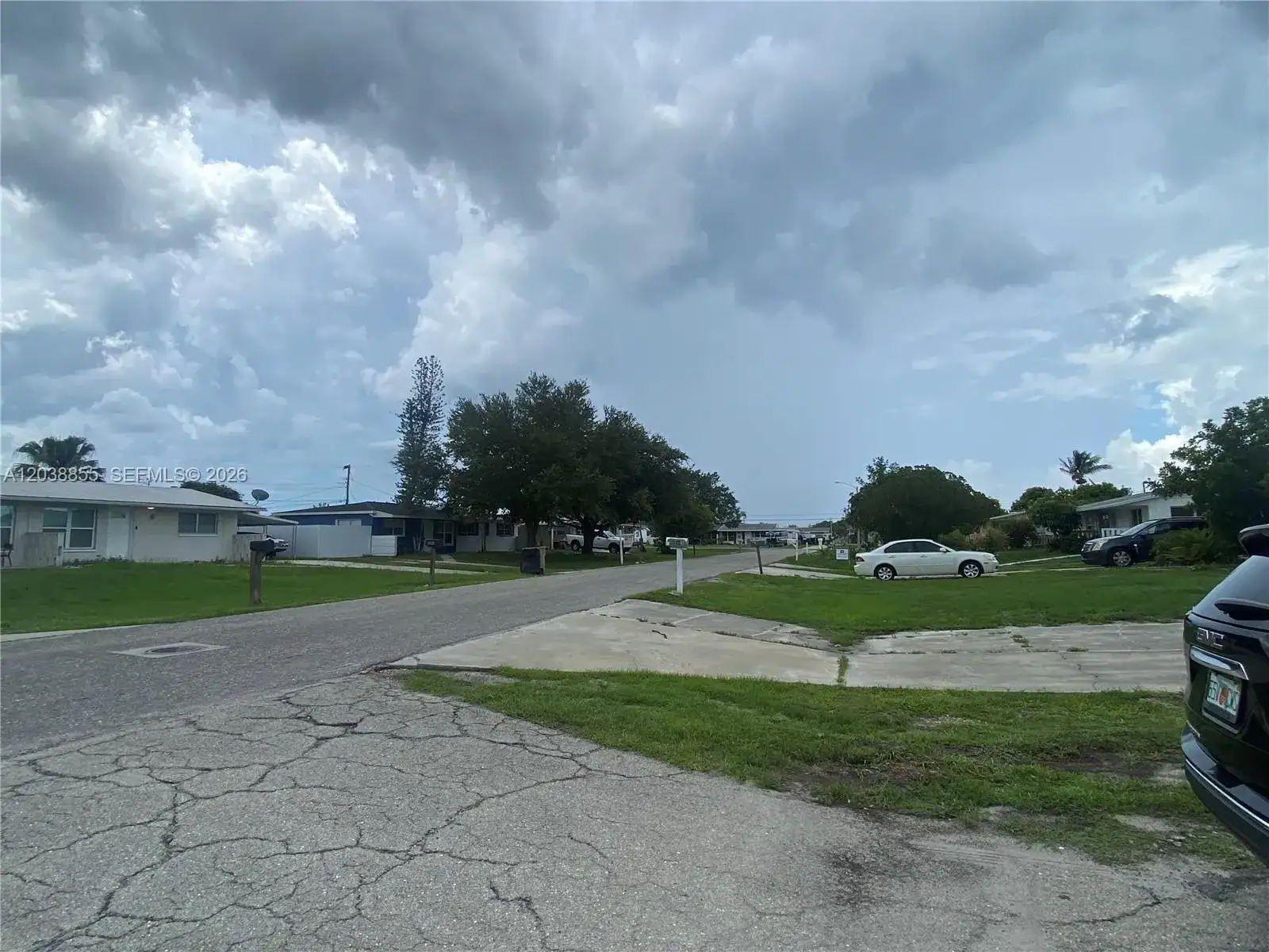 1111 N VINEYARD ST, Lehigh Acres FL 33936 photo 2