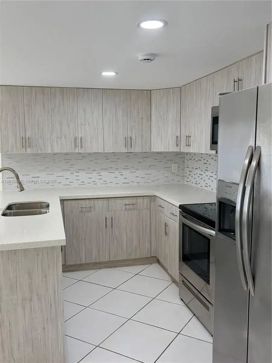 4705 SW 62nd Ave # 104, Davie FL 33314 photo 3