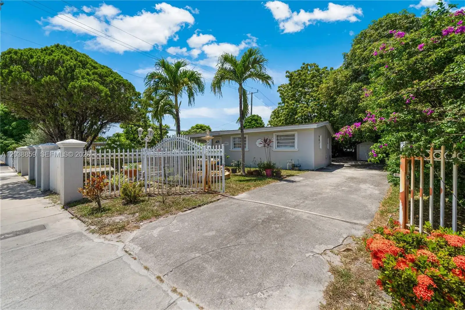 3035 NW 83 St, Miami FL 33147 photo 5