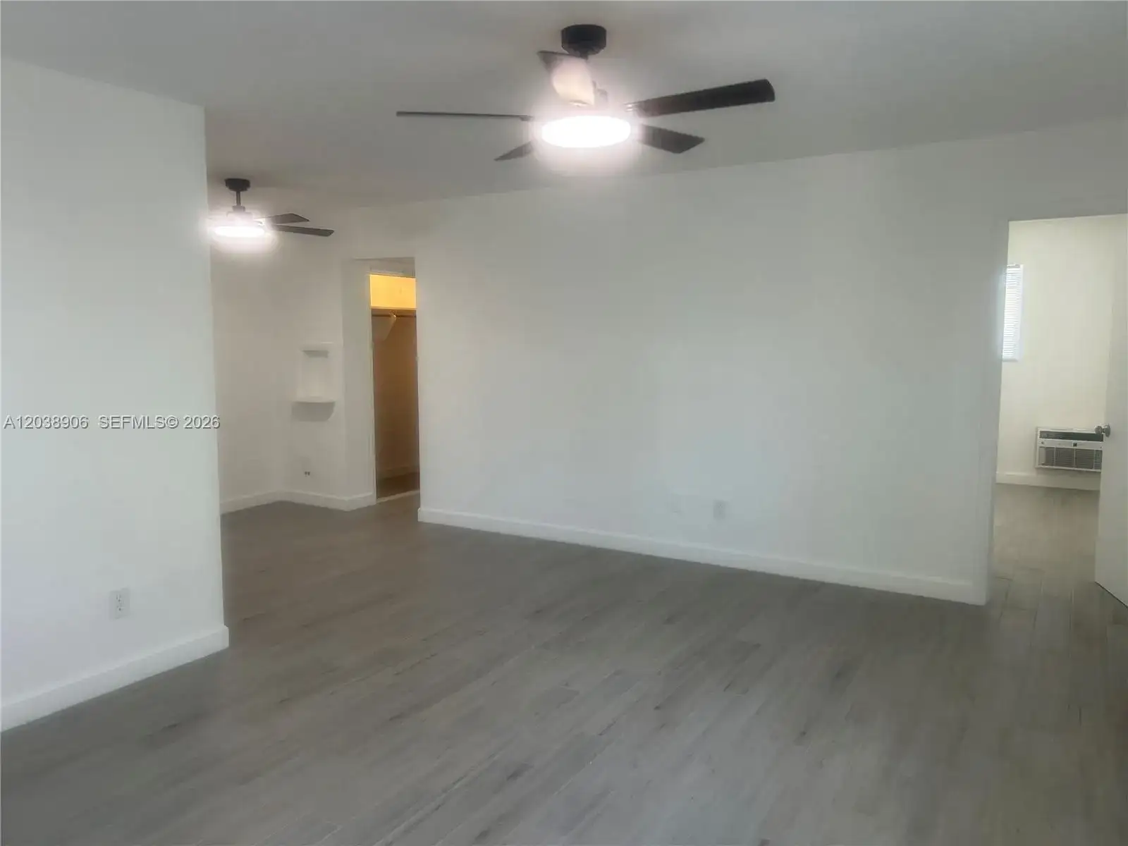 415 76th St # 8, Miami Beach FL 33141 photo 2