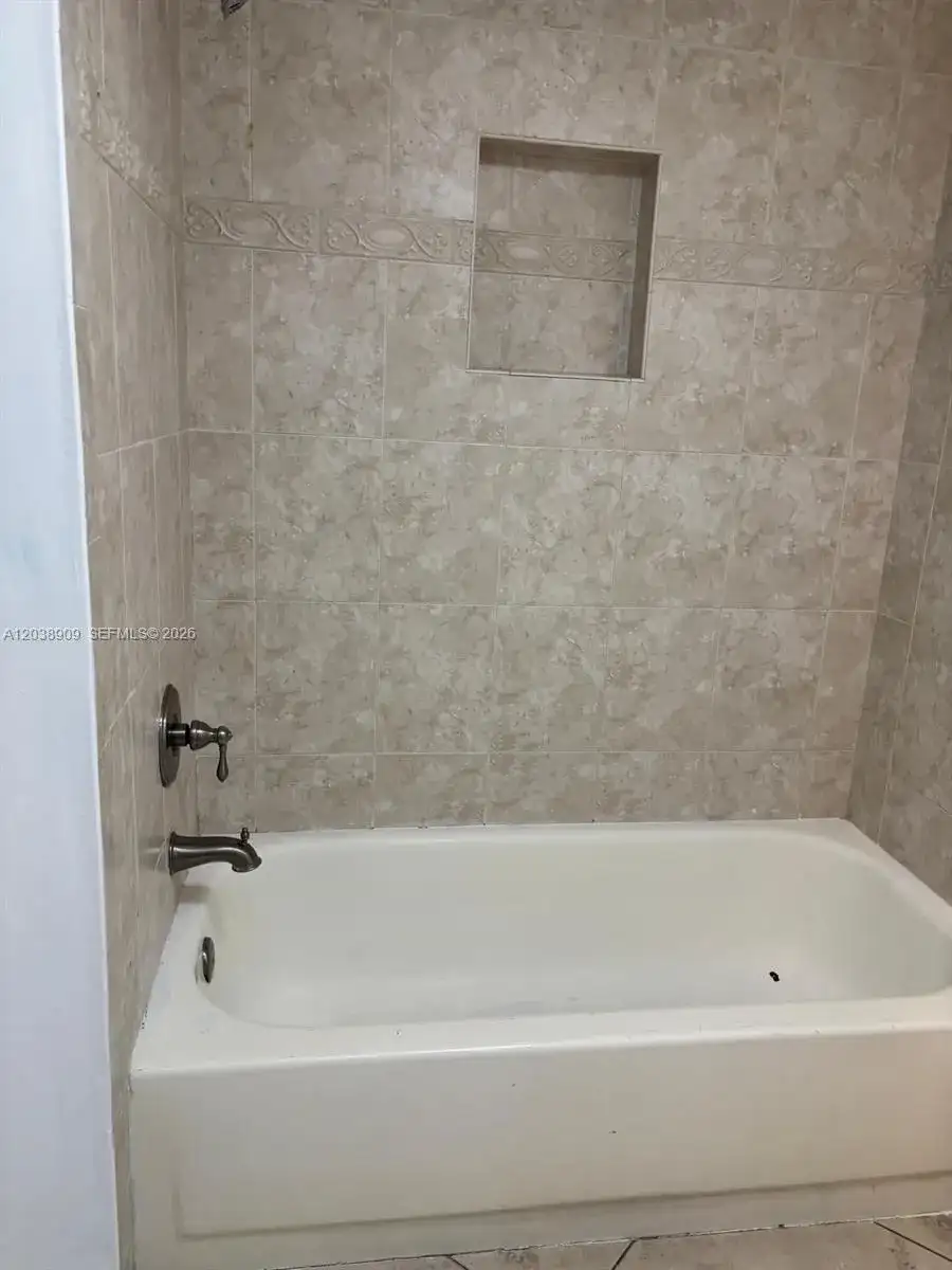 6276 NW 186th St # 204, Hialeah FL 33015 photo 5