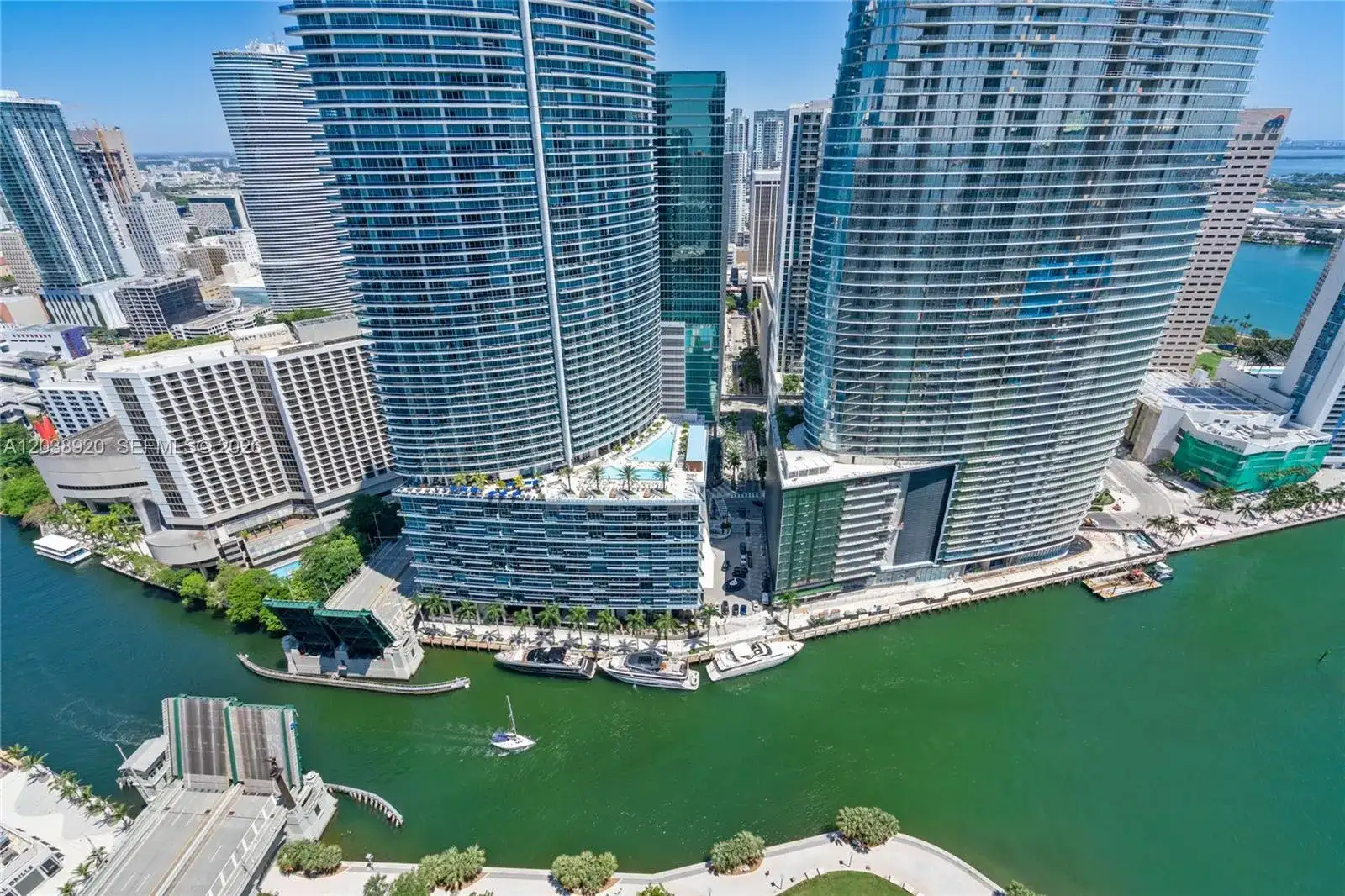 475 Brickell Ave # 4315, Miami FL 33131 photo 2