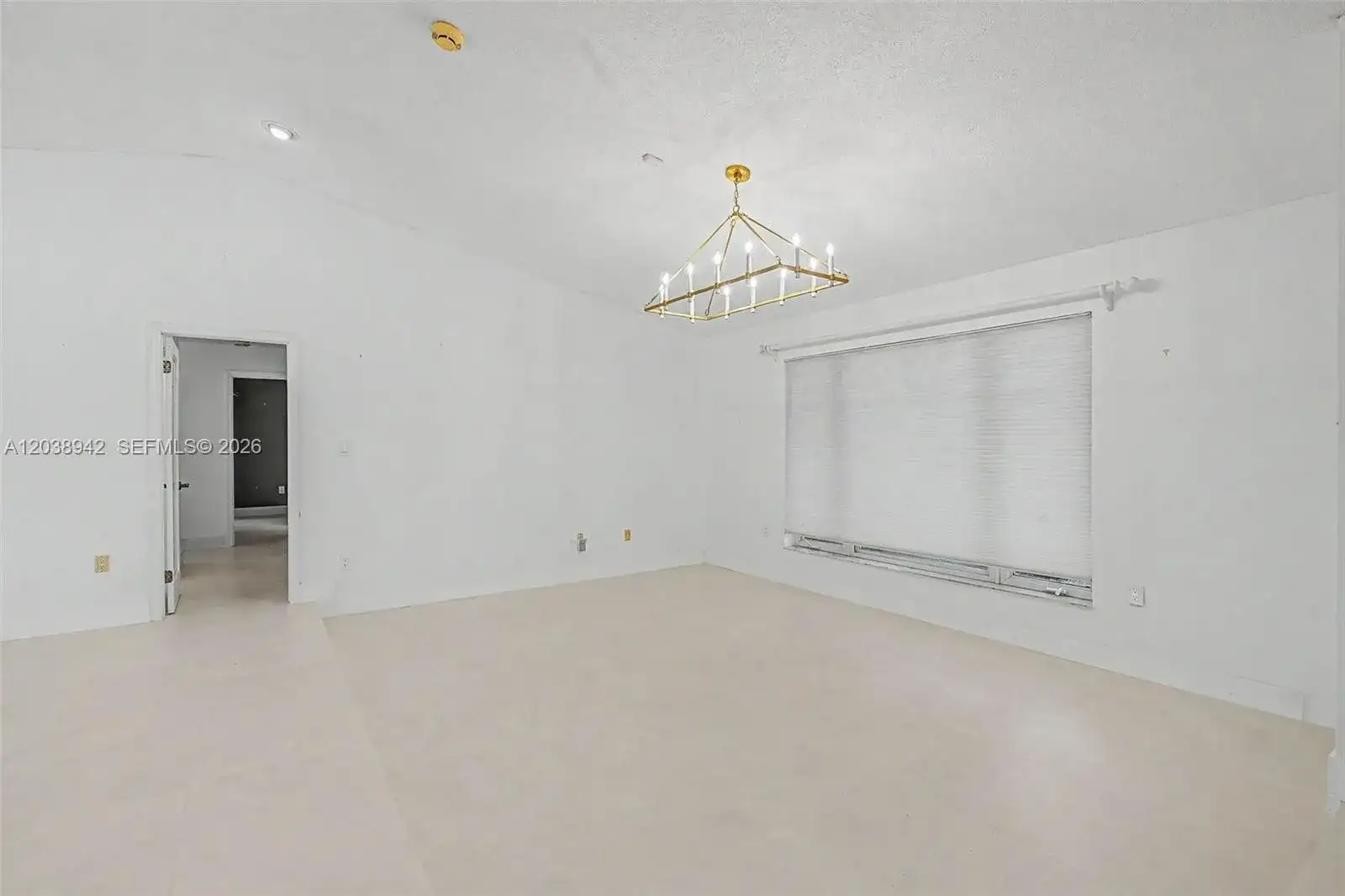 8021 SW 162nd St, Palmetto Bay FL 33157 photo 4