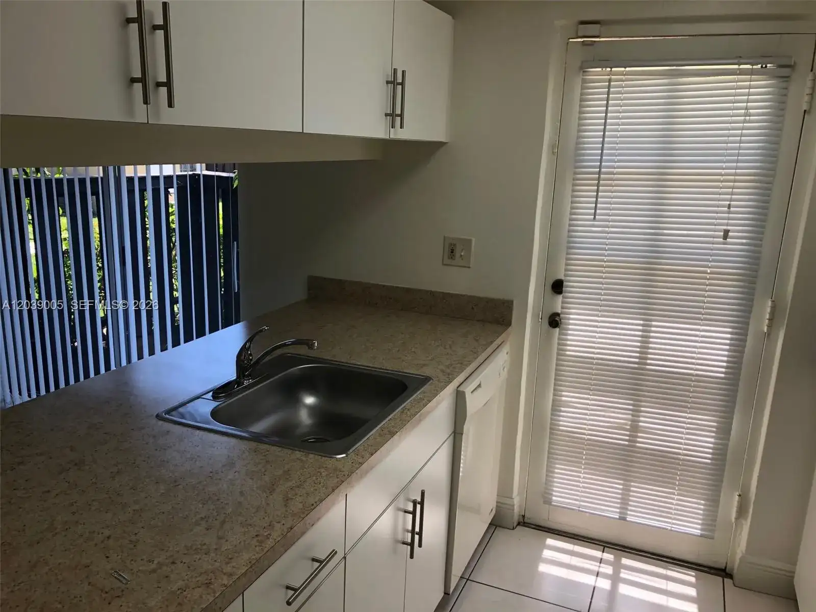 10808 N Kendall Dr # 4, Miami FL 33176 photo 3