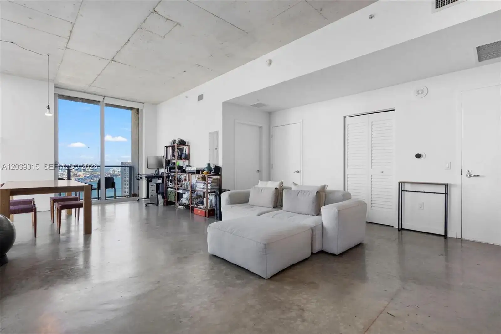 151 SE 1st St # 3102, Miami FL 33131 photo 3