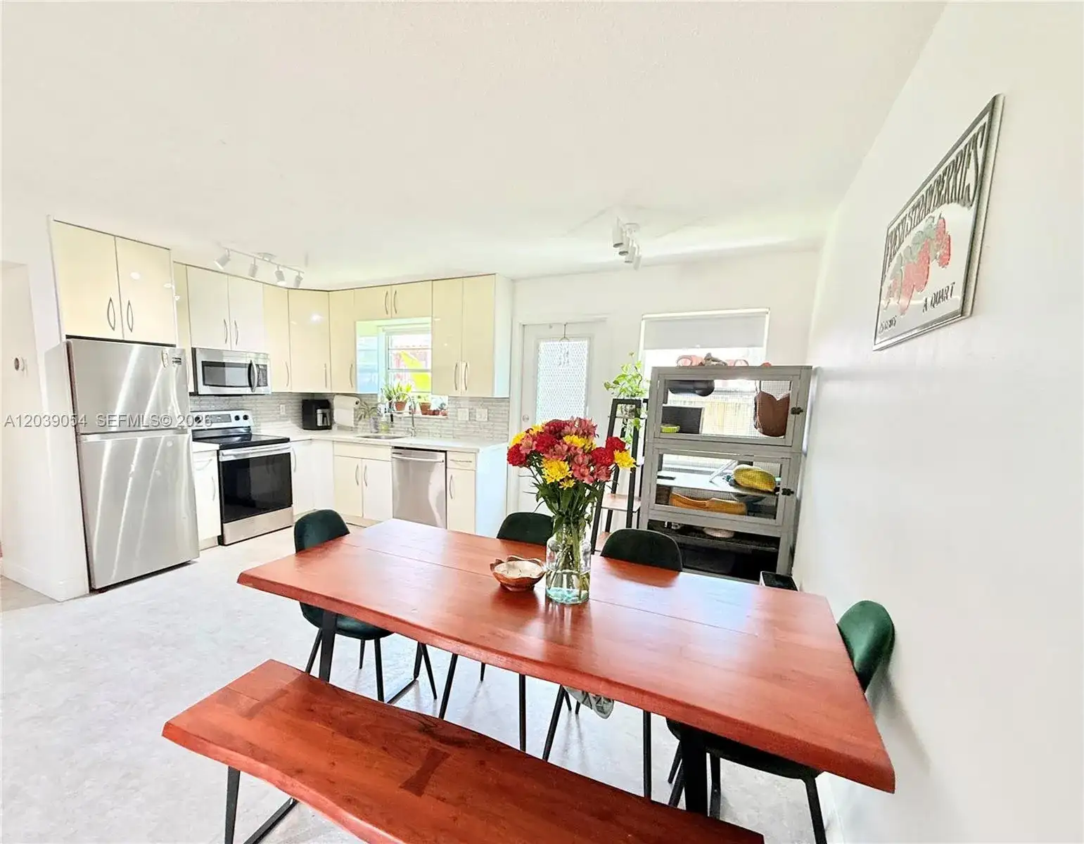 1722 Mayo St # 105, Hollywood FL 33020 photo 4