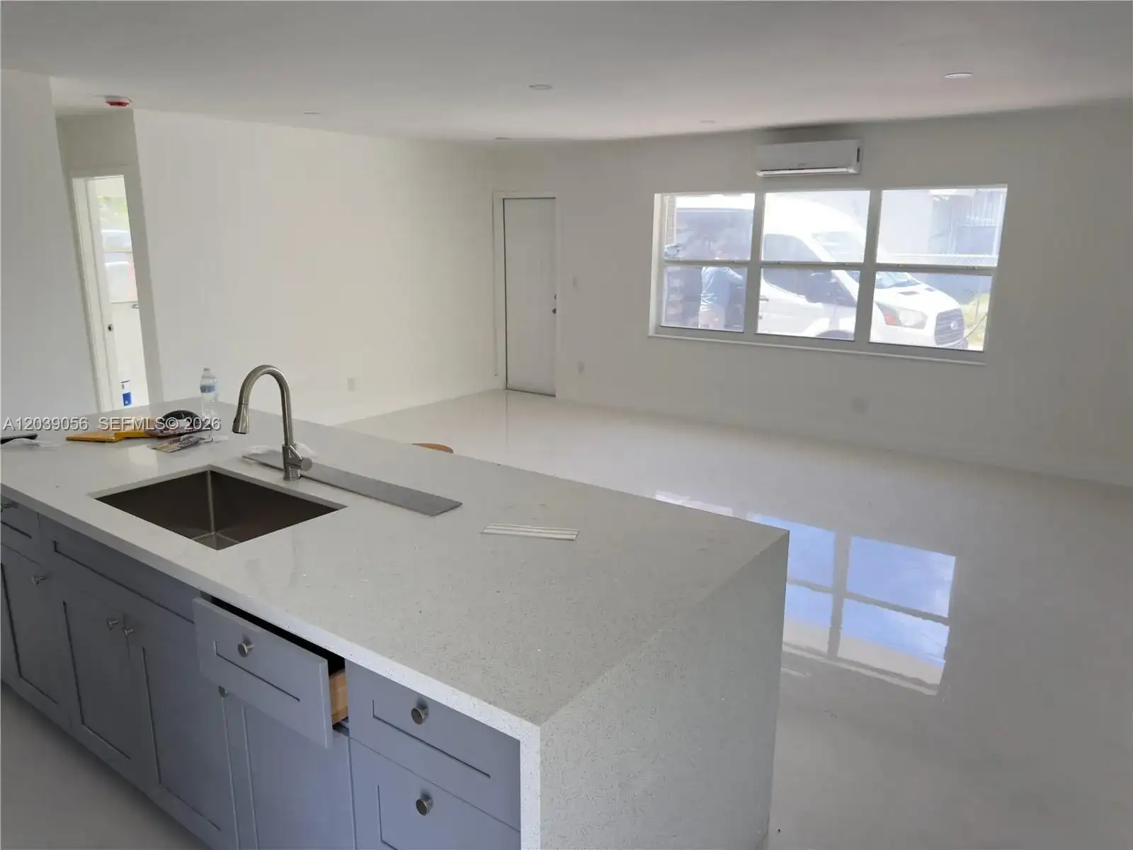2191 NE 167th St # 5, North Miami Beach FL 33162 photo 3