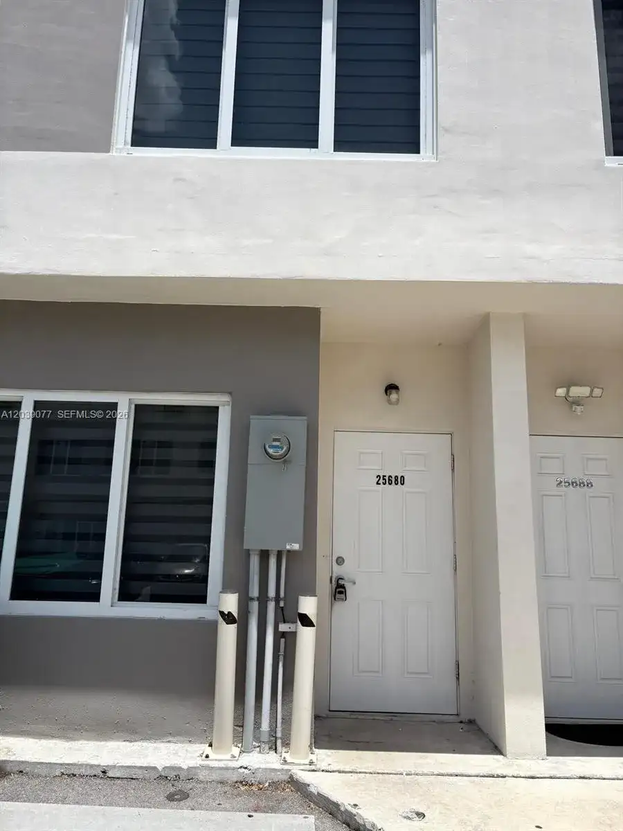 25680 SW 143rd Path, Homestead FL 33032 photo 3