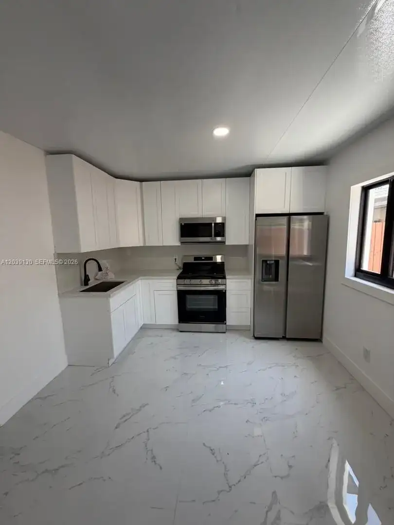 1230 NW 135th St, North Miami FL 33167 photo 2