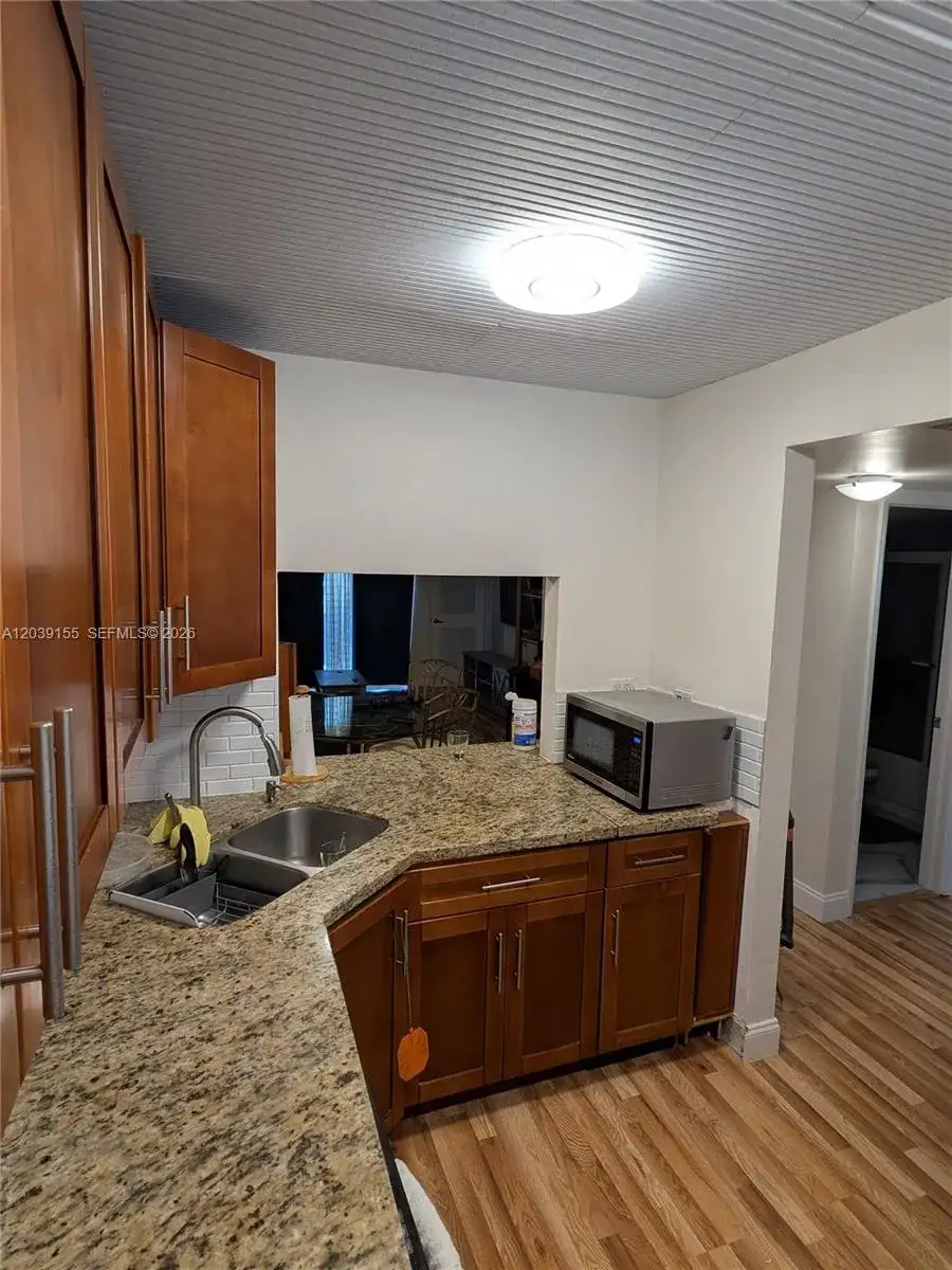 10120 Sunrise Lakes Blvd # 110, Sunrise FL 33322 photo 5