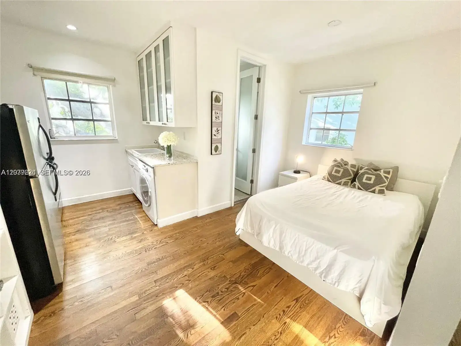 439 15th St # 18, Miami Beach FL 33139 photo 3