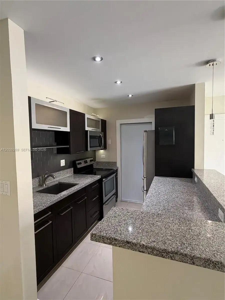 13872 SW 90th Ave, Miami FL 33176 photo 4