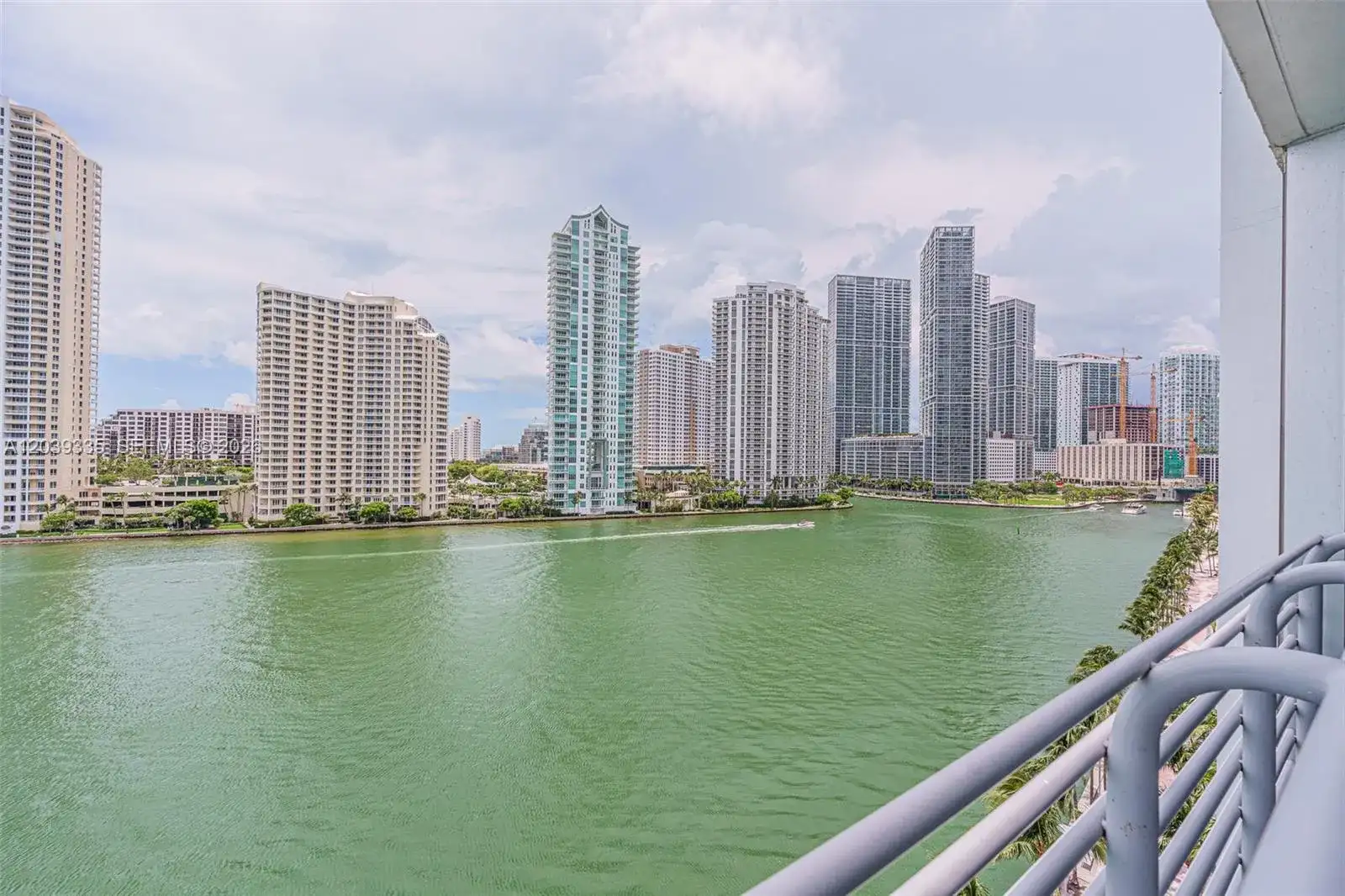 335 S Biscayne Blvd # 1009, Miami FL 33131 photo 3