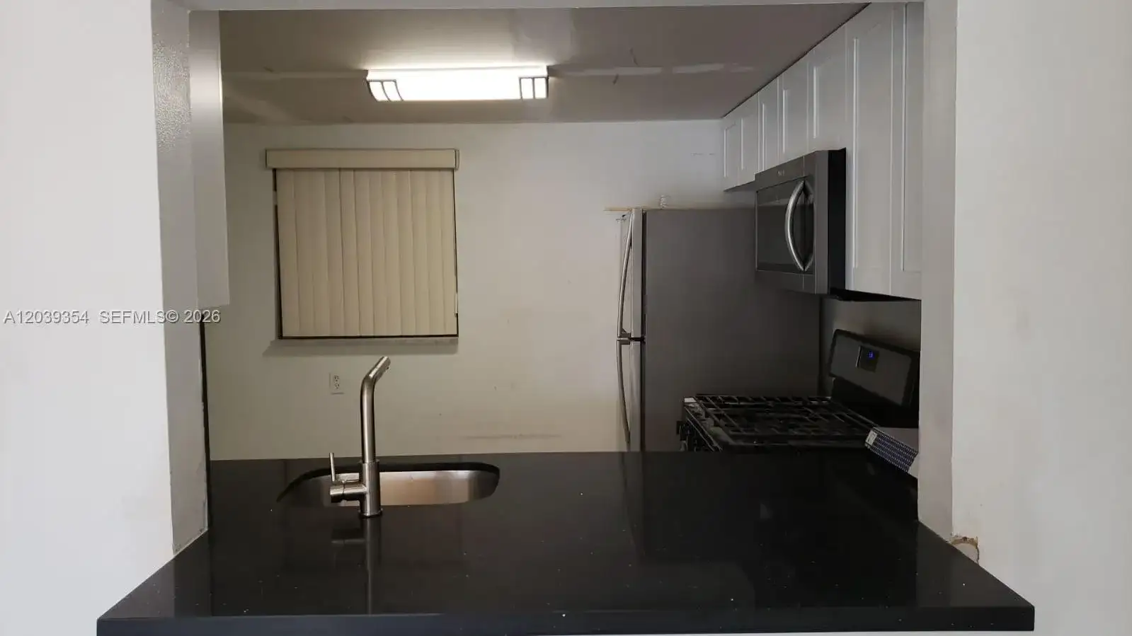 17901 NW 68 AV # 201, Miami Lakes FL 33015 photo 4