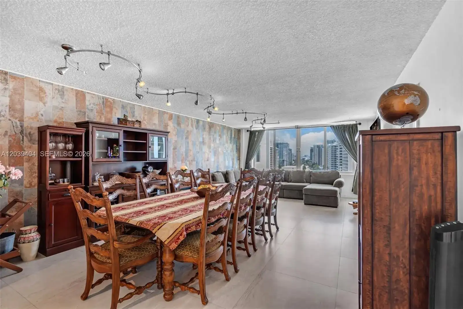 5401 Collins Ave # 813, Miami Beach FL 33140 photo 3