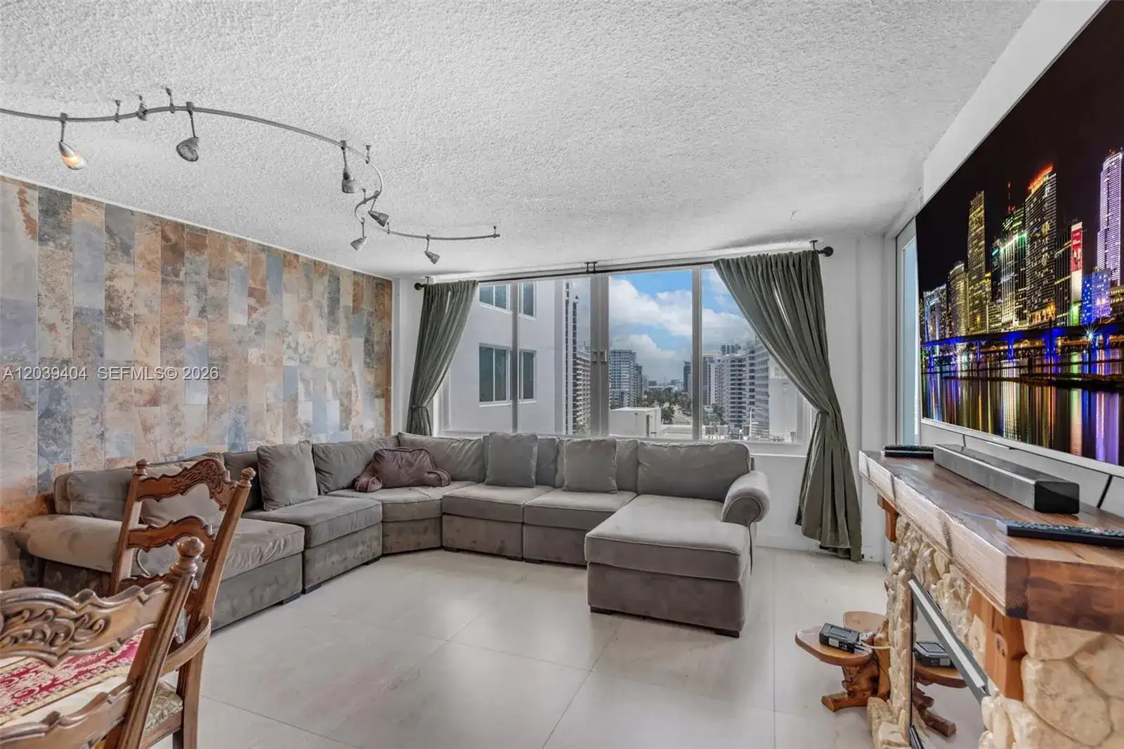 5401 Collins Ave # 813, Miami Beach FL 33140 photo 4