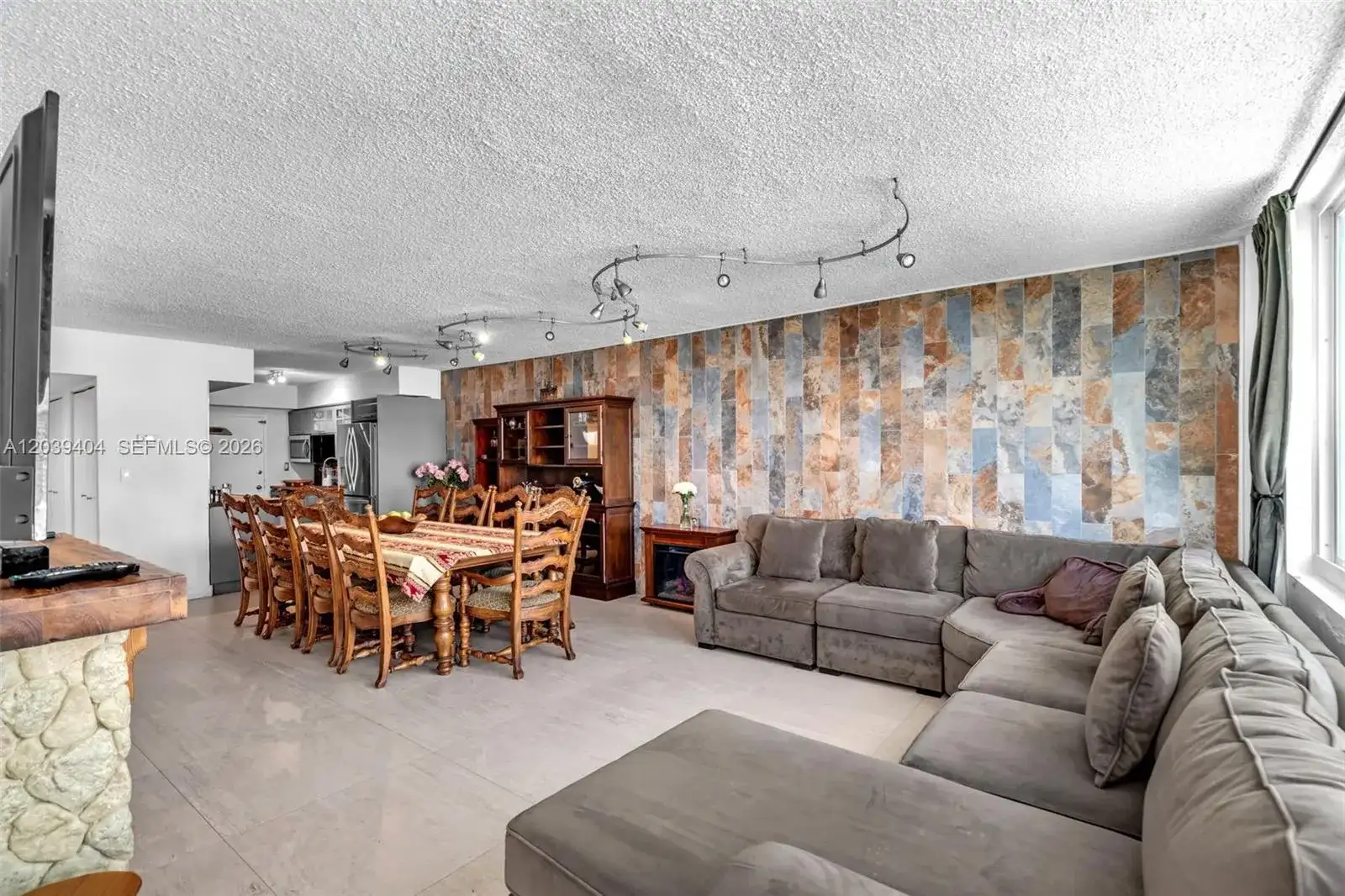 5401 Collins Ave # 813, Miami Beach FL 33140 photo 5