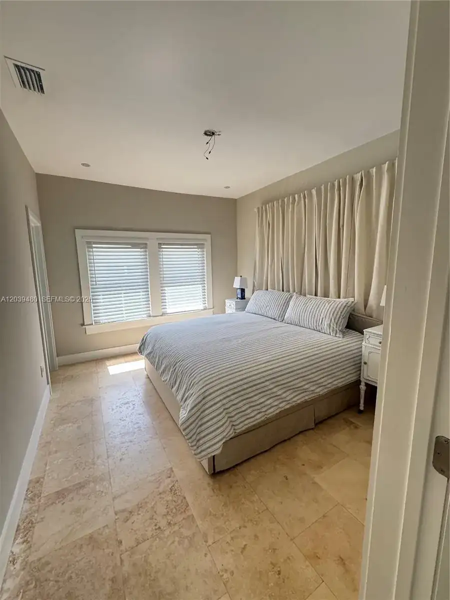 2434 SW 15th St # 2434, Miami FL 33145 photo 5