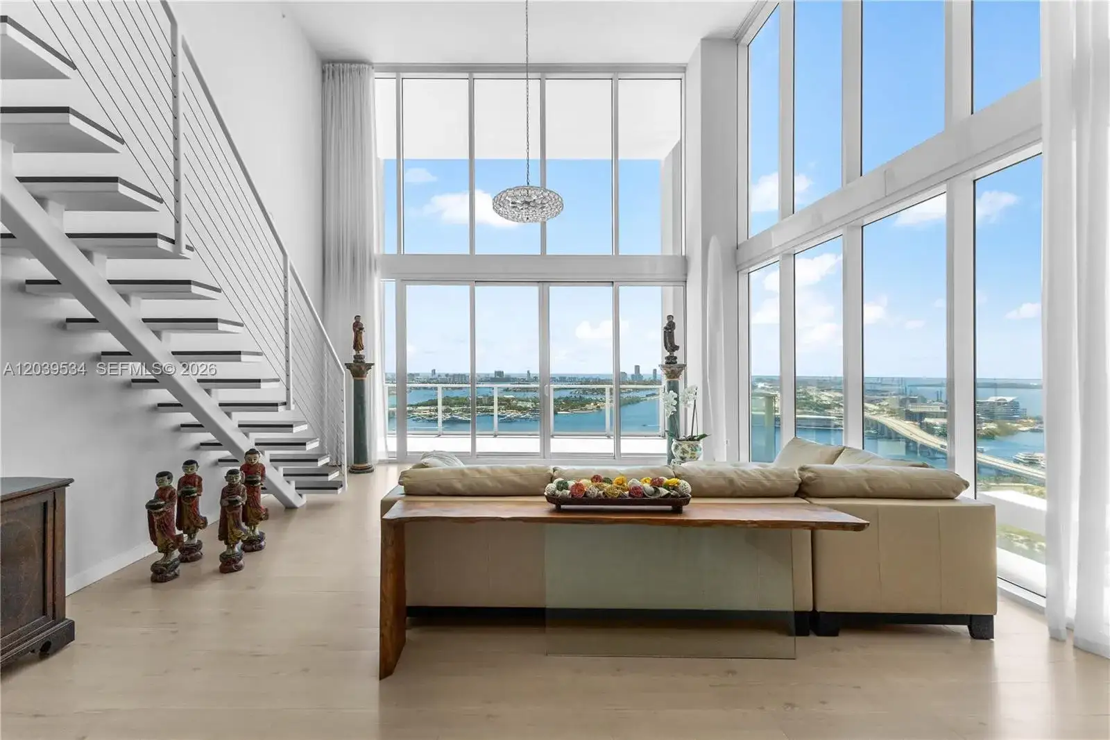 1040 Biscayne Blvd # 3101, Miami FL 33132 photo 2