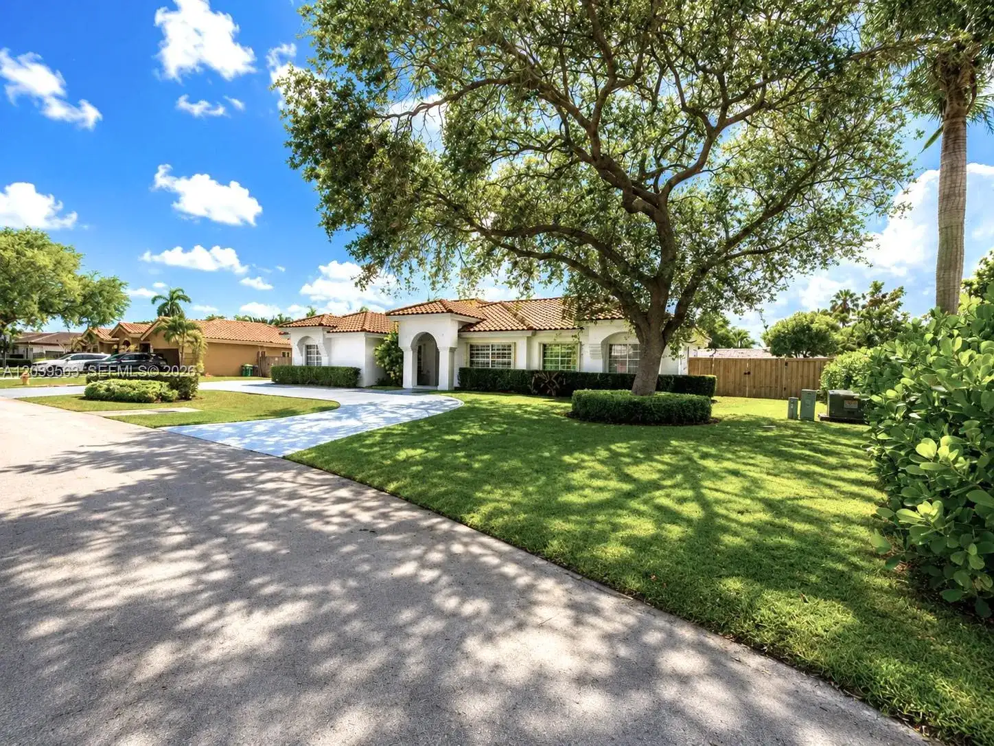 15690 SW 153rd Ct, Miami FL 33187 photo 2