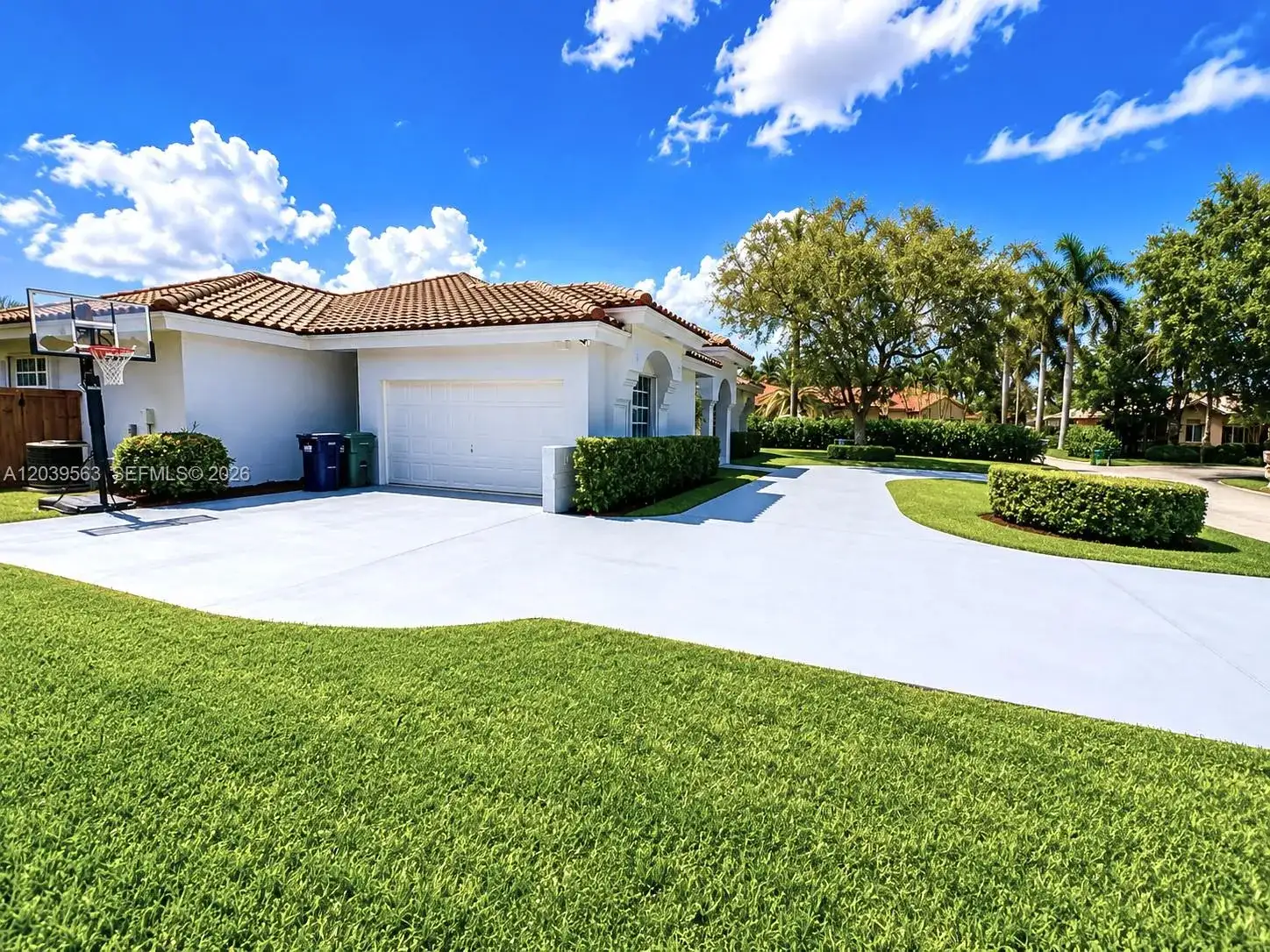 15690 SW 153rd Ct, Miami FL 33187 photo 5